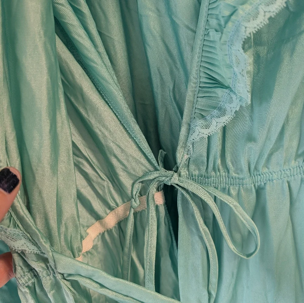 Julie Two Vtg Teal Aqua Ruffled Housecoat Robe S Pockets Lace 80s 90s Coquette